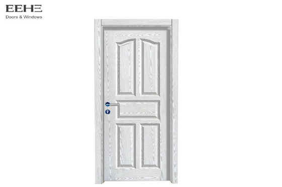 Ντυμένες PVC ξύλινες πόρτες σχεδίων διαμερισμάτων χαράζοντας για τη χαμηλή συντήρηση σπιτιών